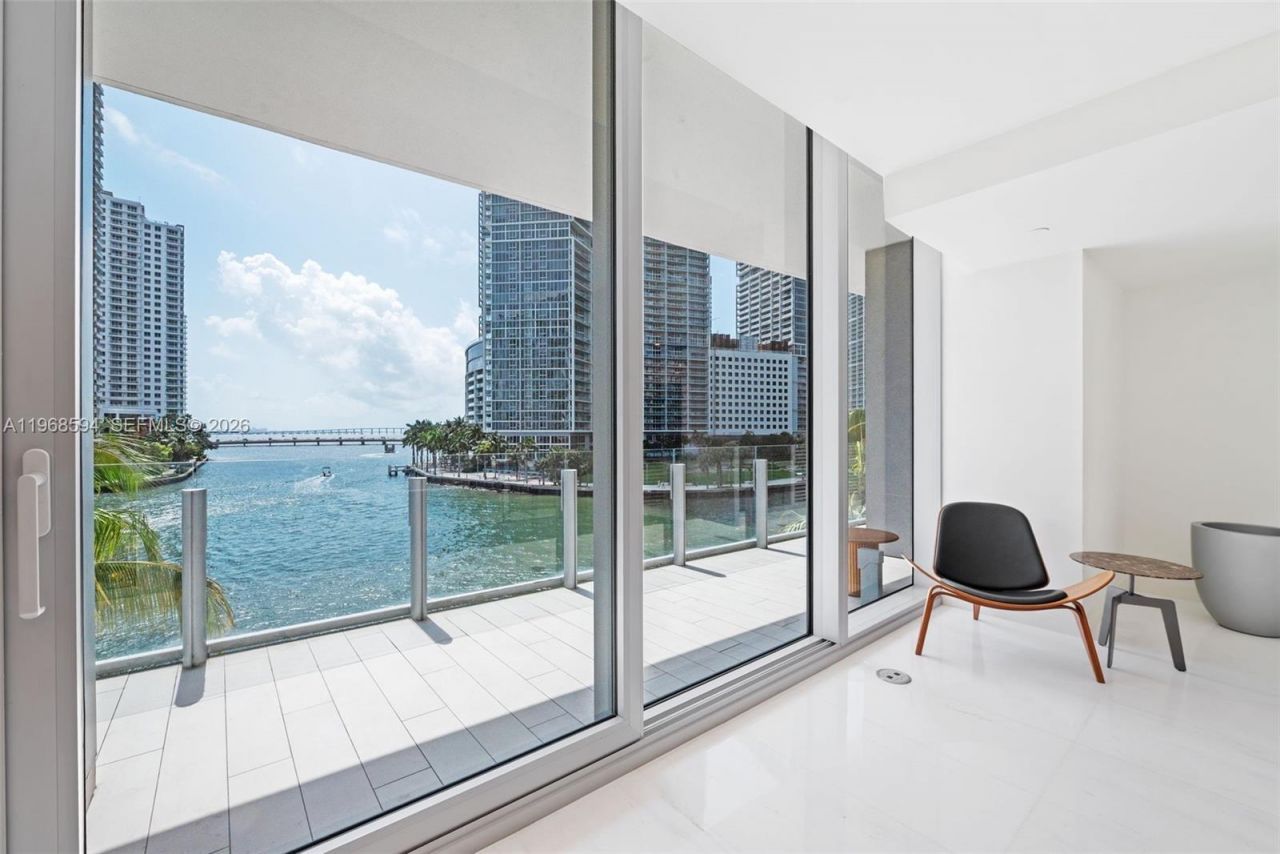 300 Biscayne Blvd Way, Unit 303, Miami, FL 33131 Photo