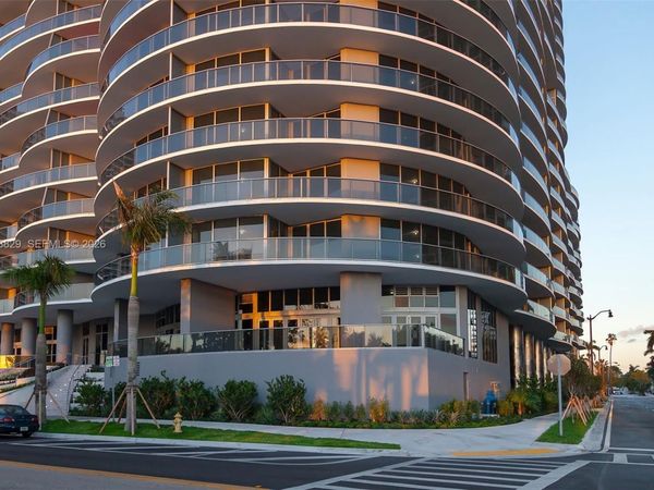 488 NE 18 Street , Unit 1604, Miami, FL 33132