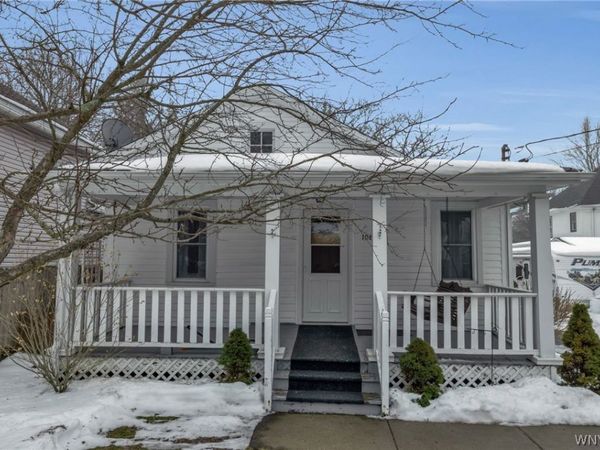 10885 Bodine Road, Clarence, NY 14031