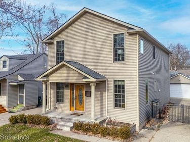 621 DEWEY Street, Royal Oak, MI 48067