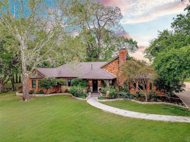 10200 N County Road, Frisco, TX 75033