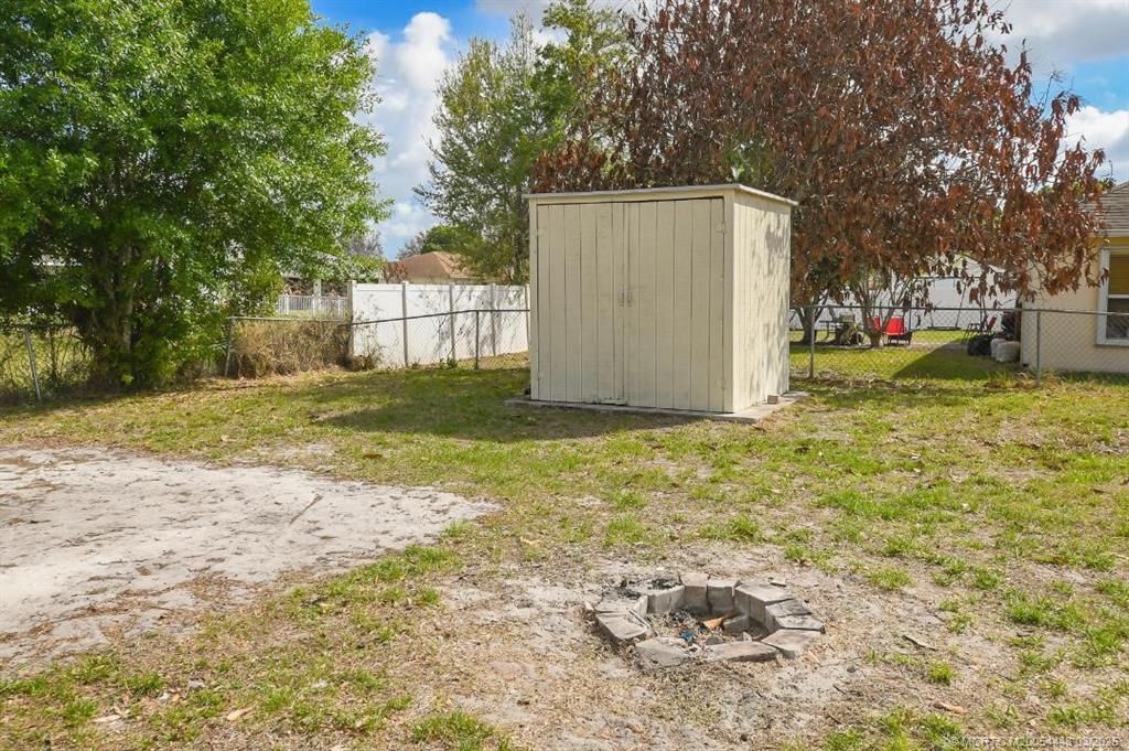 1365 SW Gastador Avenue, Port Saint Lucie, FL 34953 Photo