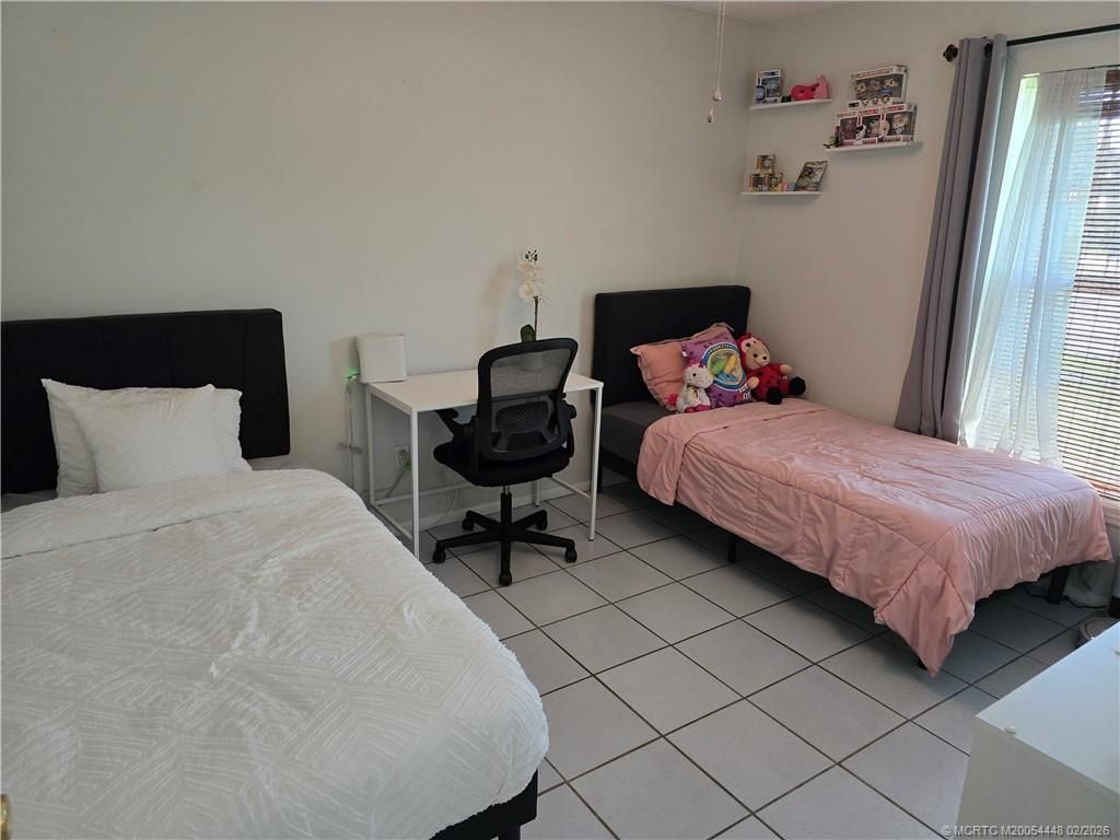 1365 SW Gastador Avenue, Port Saint Lucie, FL 34953 Photo