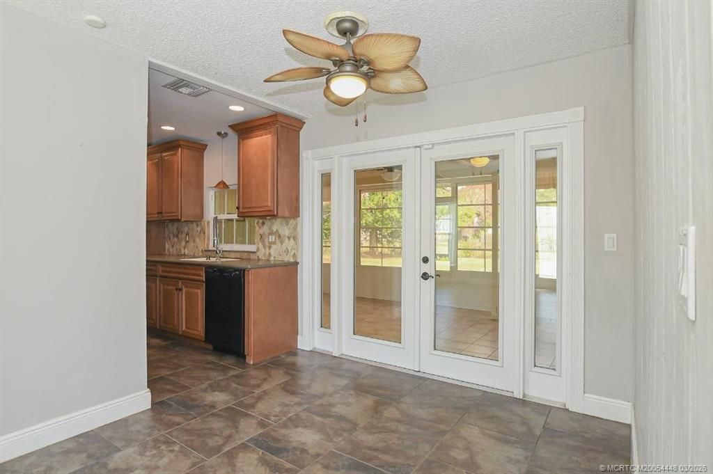 1365 SW Gastador Avenue, Port Saint Lucie, FL 34953 Photo