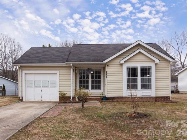 4803 Harri Ann Drive, Charlotte, NC 28227