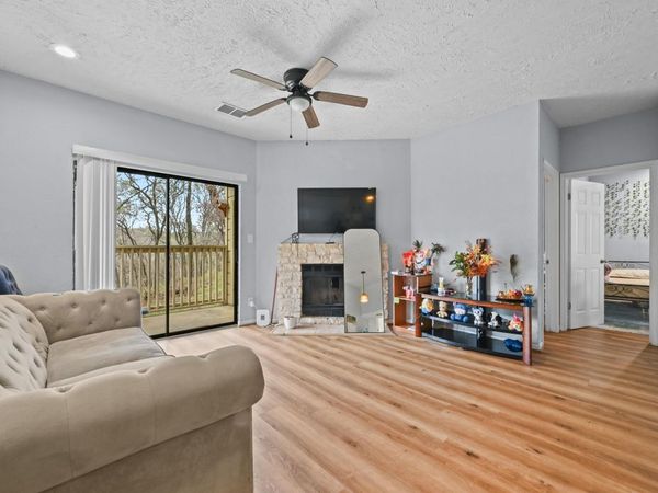 1013 Chestnut ST, Unit B1, San Marcos, TX 78666