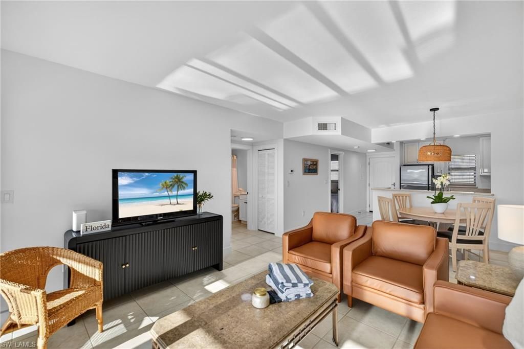 801 River Point Dr, Unit 206A, Naples, FL 34102 Photo