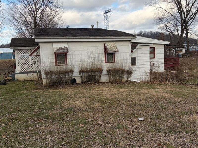 227 Bridge Street, Duncan Falls, OH 43734 Photo 2