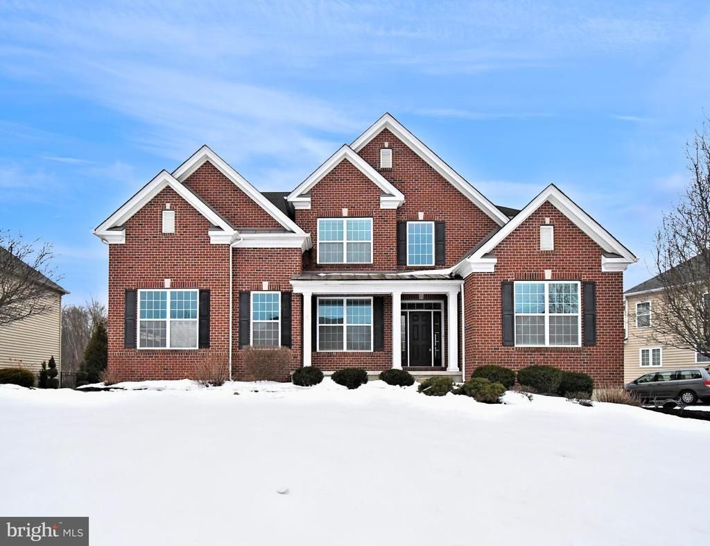 2804 Hoffs Way, Warrington, PA 18976 Main Photo