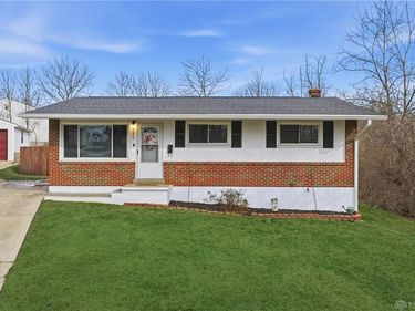 8608 Dundalk Court, Deer Park, OH 45236