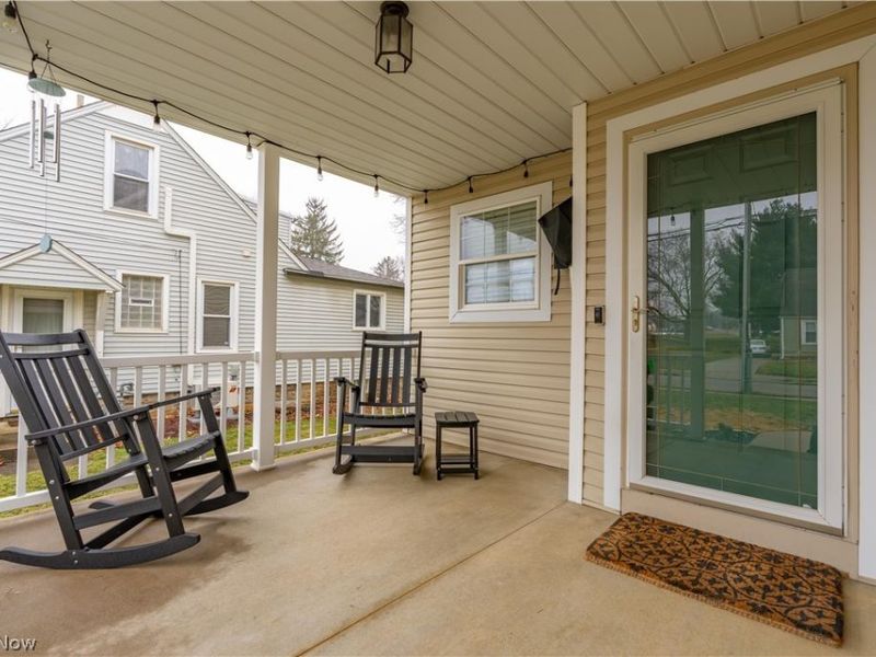 331 Harmon Street SW, North Canton, OH 44720 Photo 2