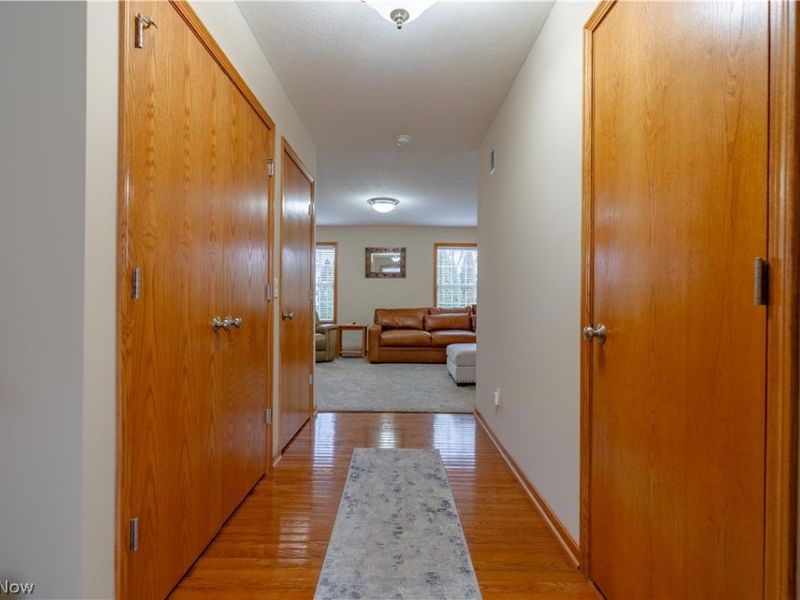 331 Harmon Street SW, North Canton, OH 44720 Photo 3