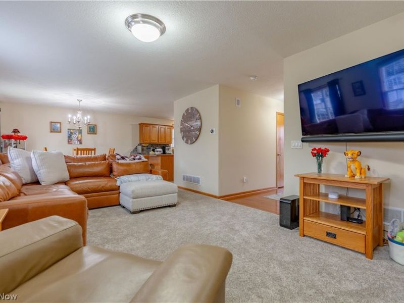 331 Harmon Street SW, North Canton, OH 44720 Photo 9