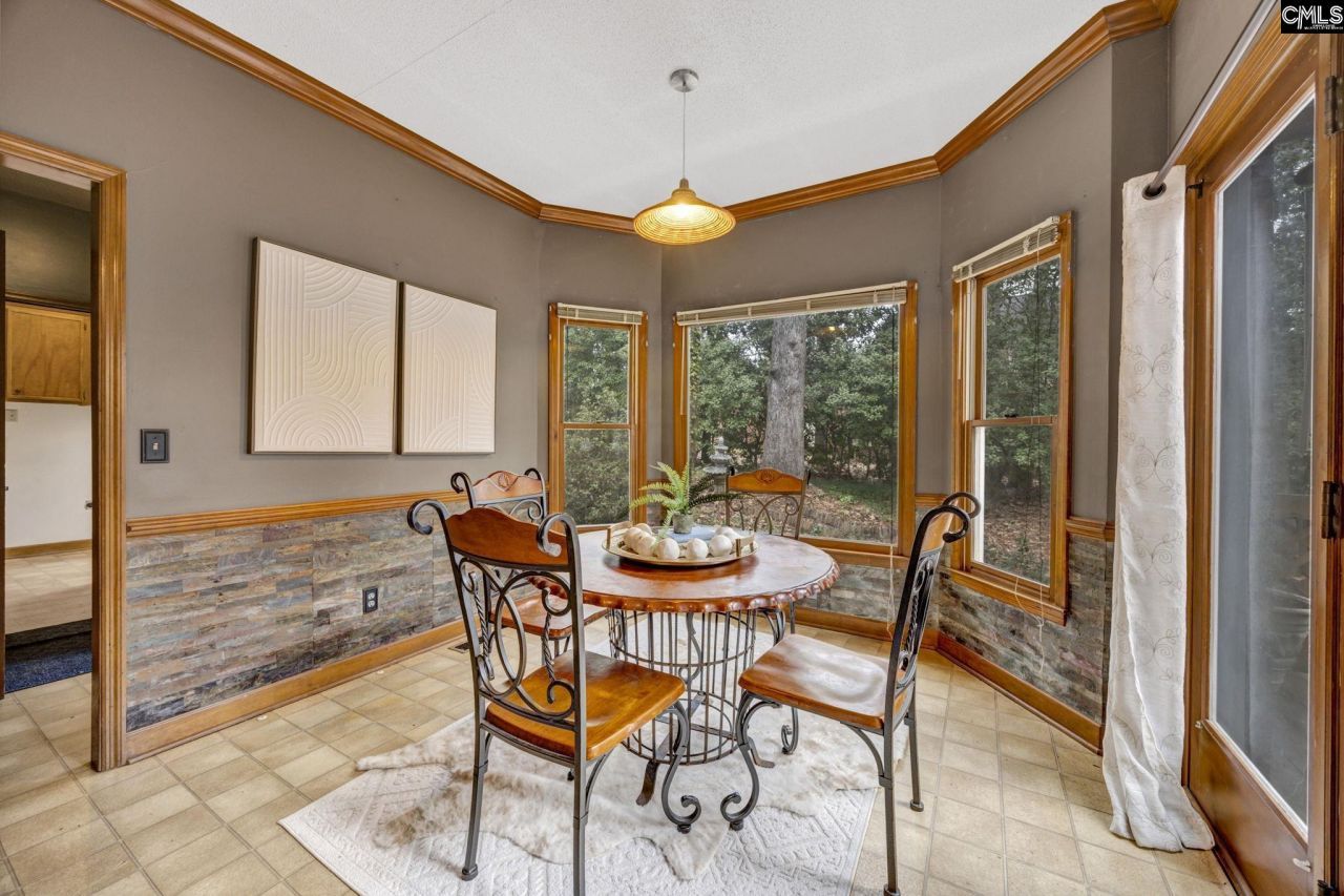 702 Archers Lane Photo 18