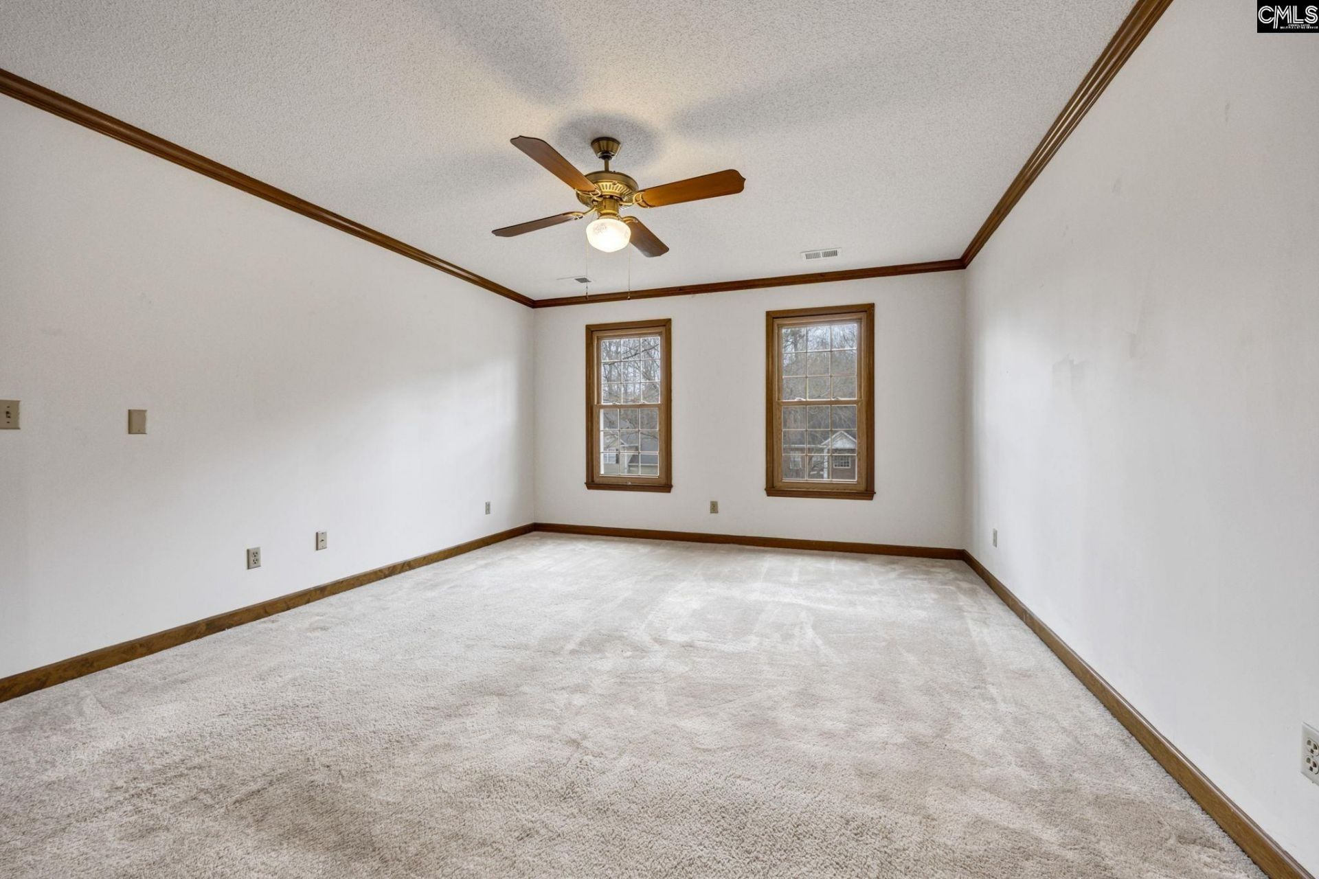 702 Archers Lane Photo 25