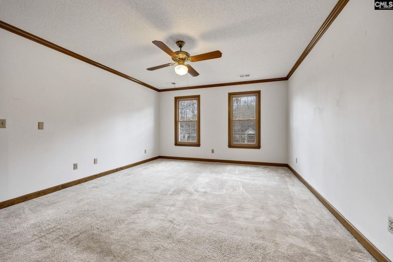 702 Archers Lane Photo 26