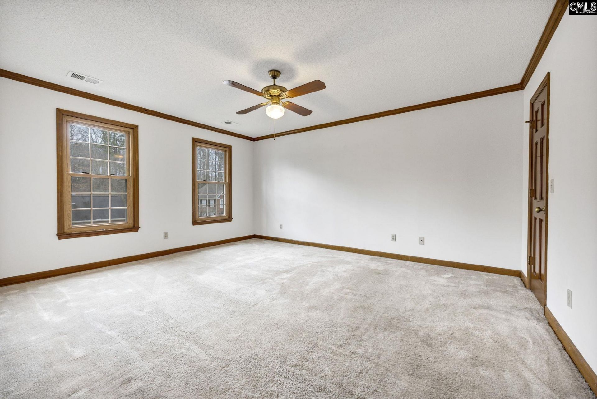 702 Archers Lane Photo 29