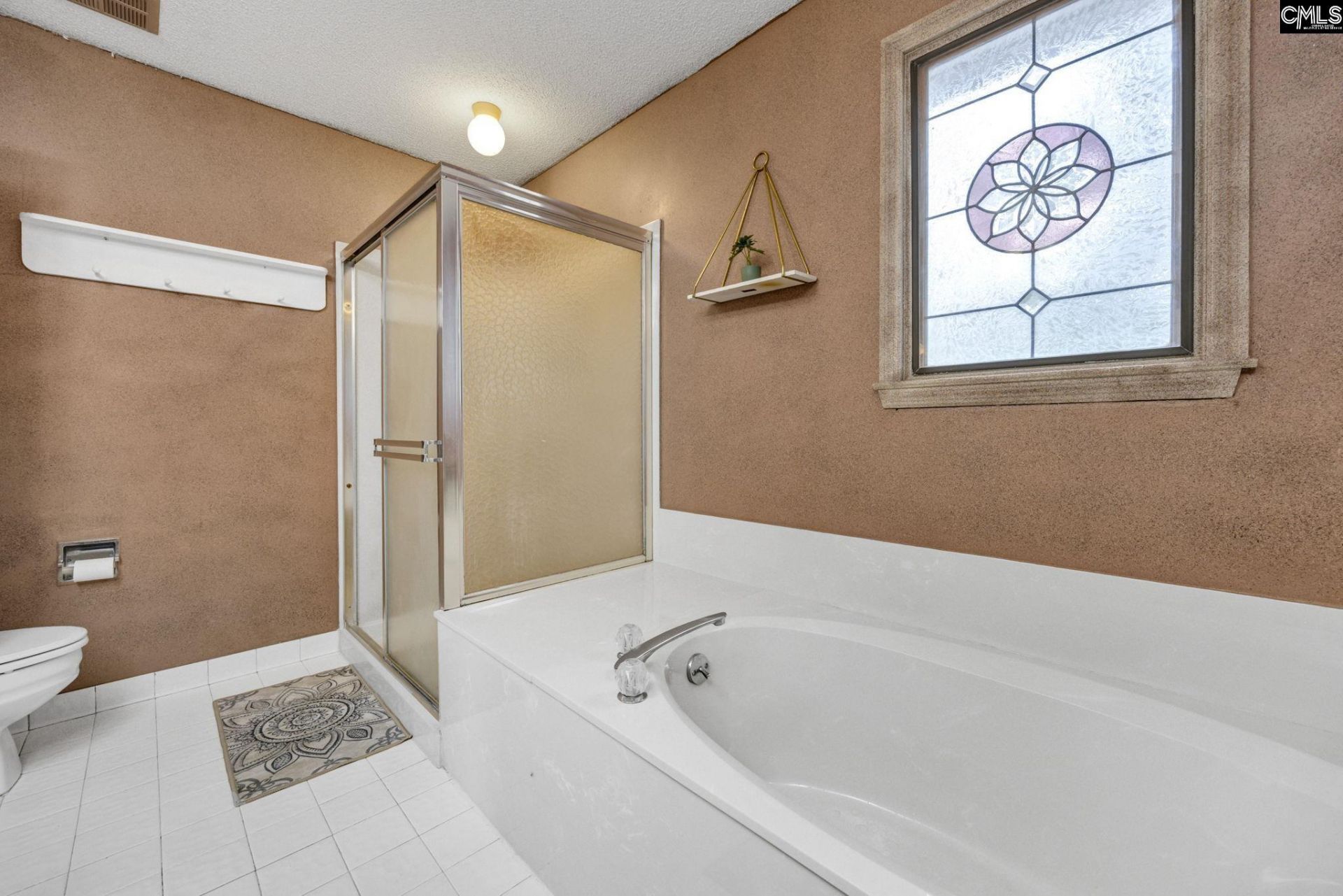 702 Archers Lane Photo 30