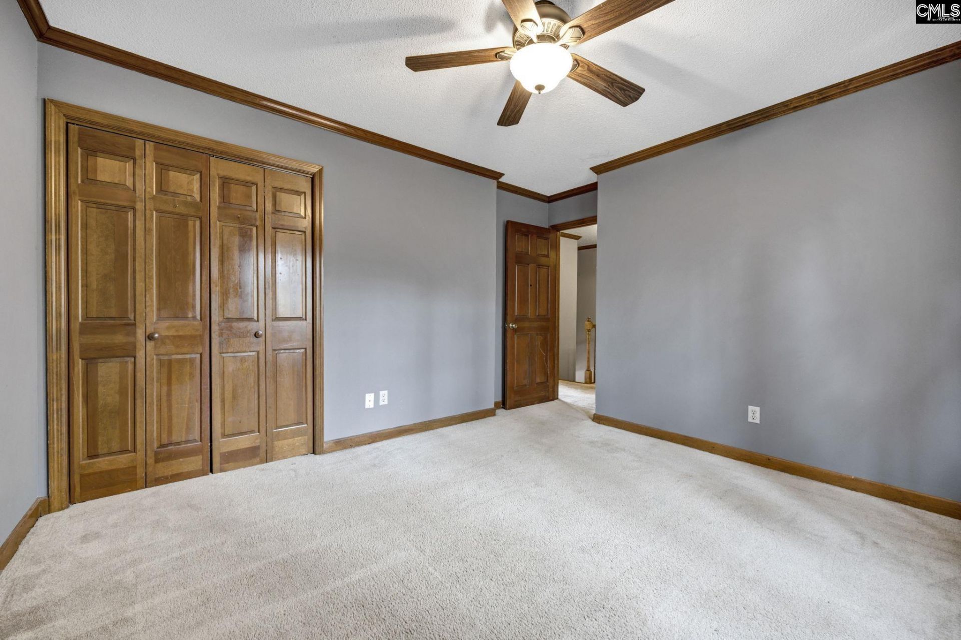 702 Archers Lane Photo 39