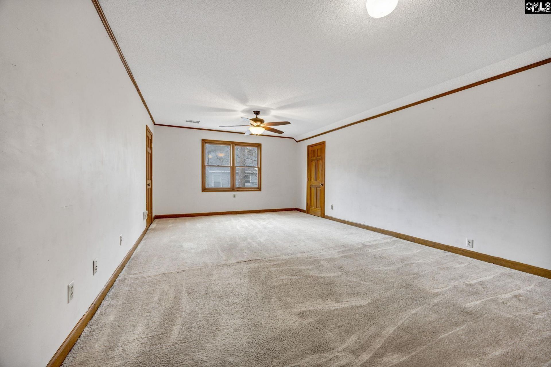 702 Archers Lane Photo 41