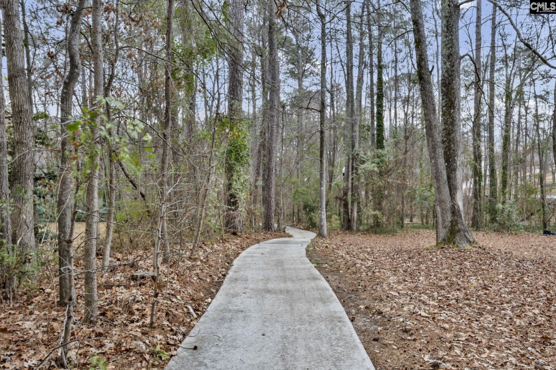 702 Archers Lane Photo 49