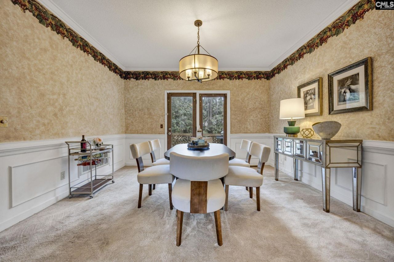 702 Archers Lane Photo 8