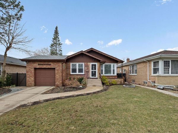 7620 Keeler Avenue, Skokie, IL 60076