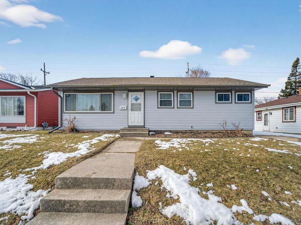 1910 Shoop STREET, Racine, WI 53404