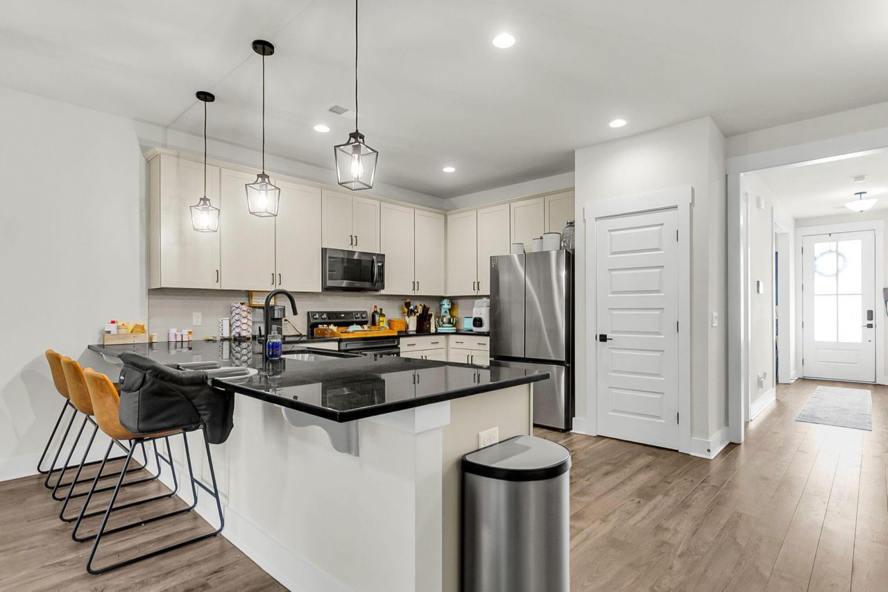 5112 Park Creek Avenue Photo 12