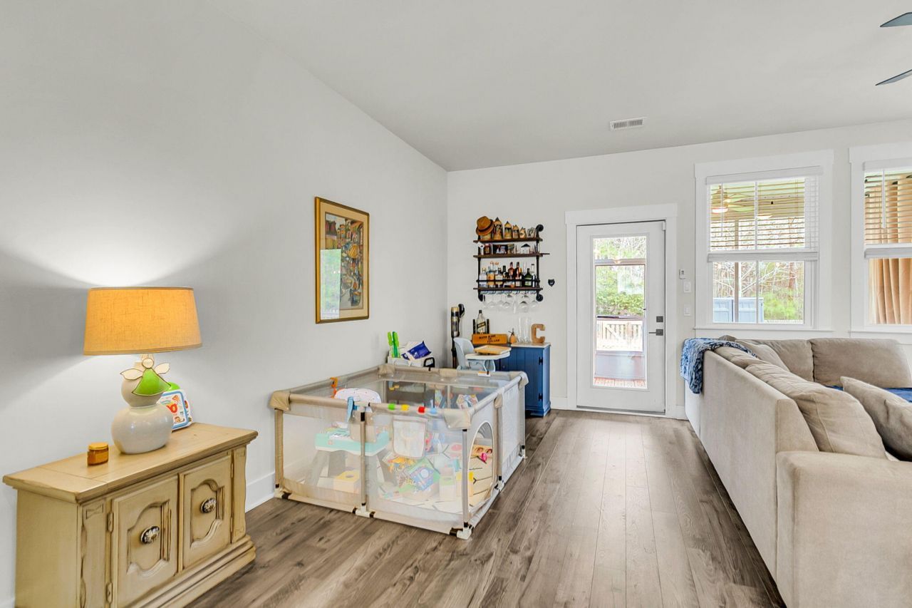 5112 Park Creek Avenue Photo 17