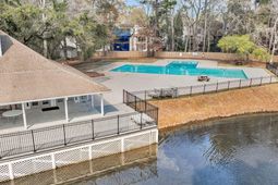 5112 Park Creek Avenue photo 4