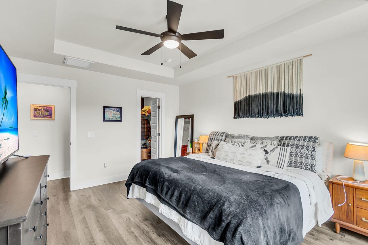 5112 Park Creek Avenue Photo 31