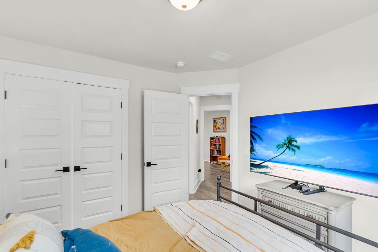 5112 Park Creek Avenue Photo 37