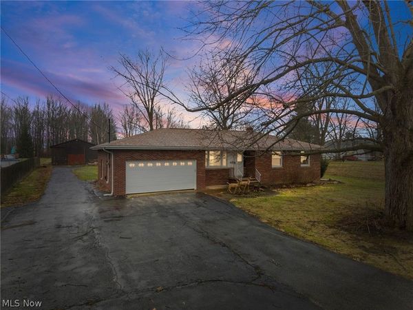 36695 Chestnut Ridge Road, North Ridgeville, OH 44039