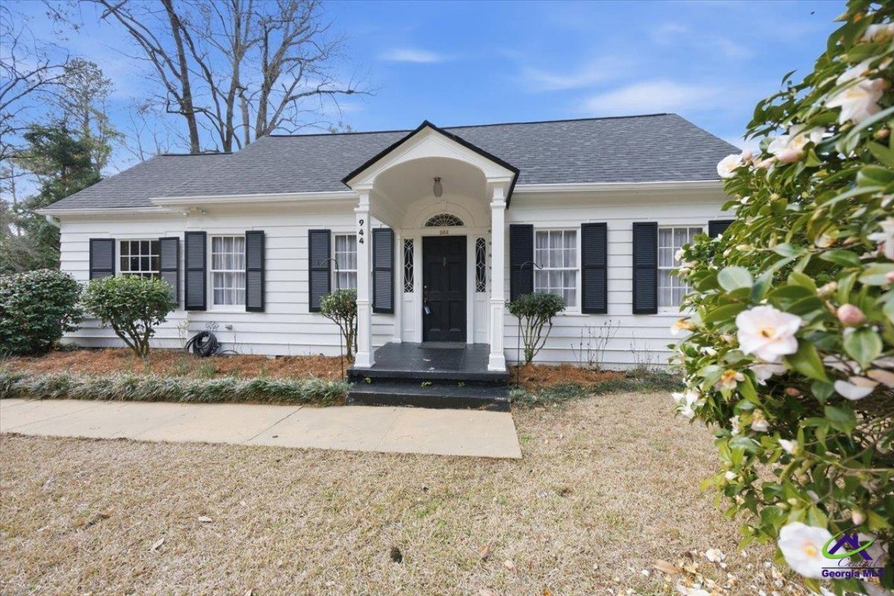 944 Nottingham Drive, Macon, GA 31211 Main Photo