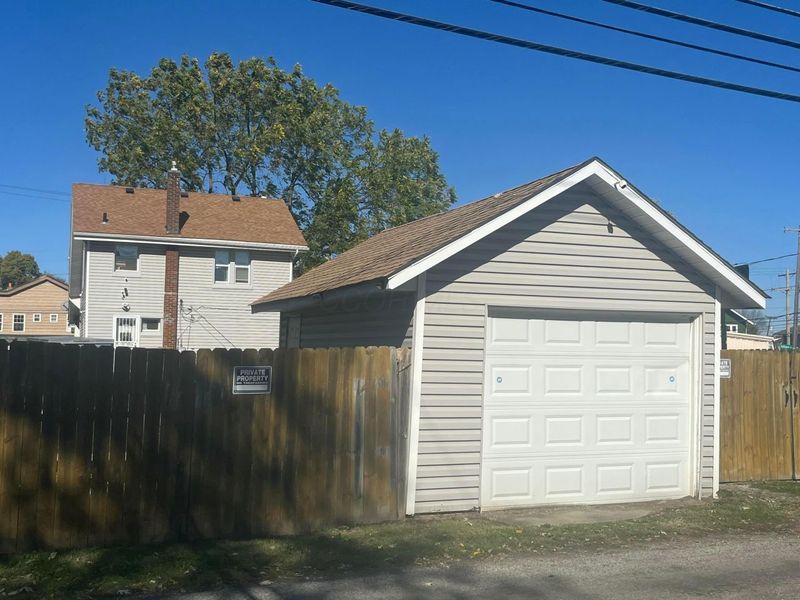 2009 Sullivant Avenue, Unit 2009, Columbus, OH 43223 Photo 5