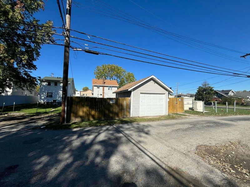 2009 Sullivant Avenue, Unit 2009, Columbus, OH 43223 Photo 6