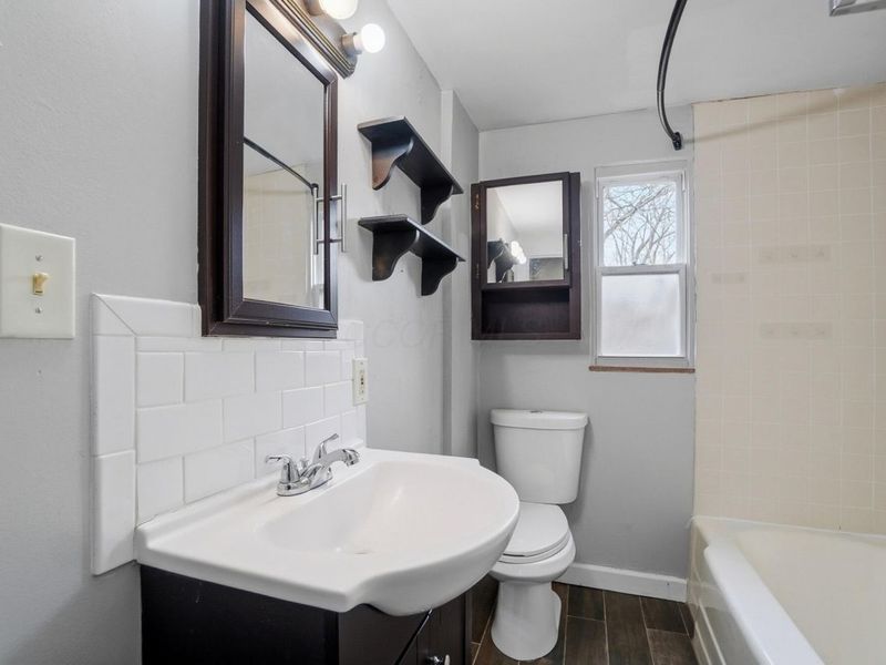 1493 Chesapeake Avenue , Columbus, OH 43212 Photo 13