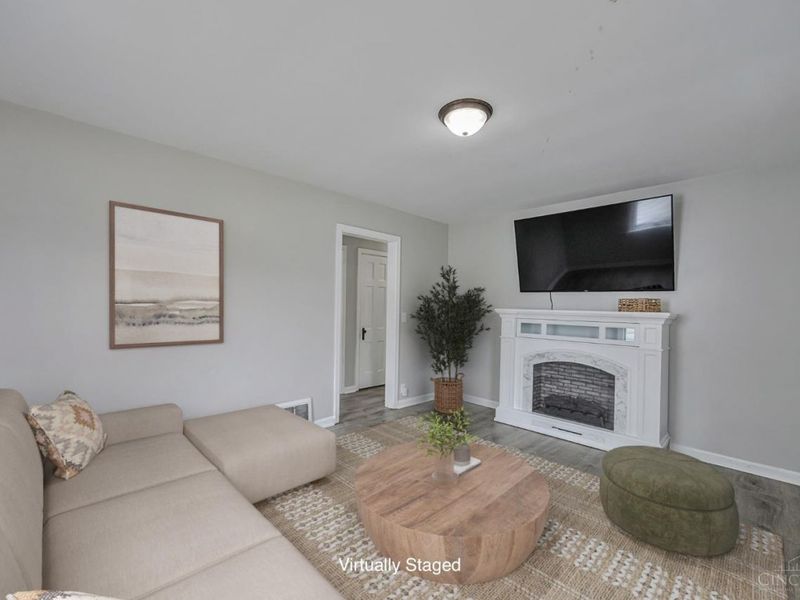 311 Southern Avenue, Cincinnati, OH 45215 Photo 2