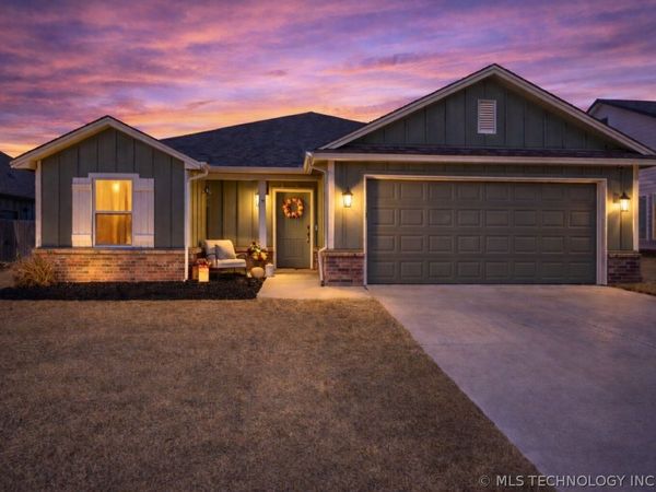 12005 E 108th Place N, Owasso, OK 74055