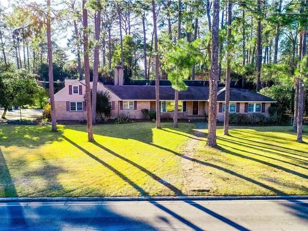 1501 Satilla Blvd , Waycross, GA 31501