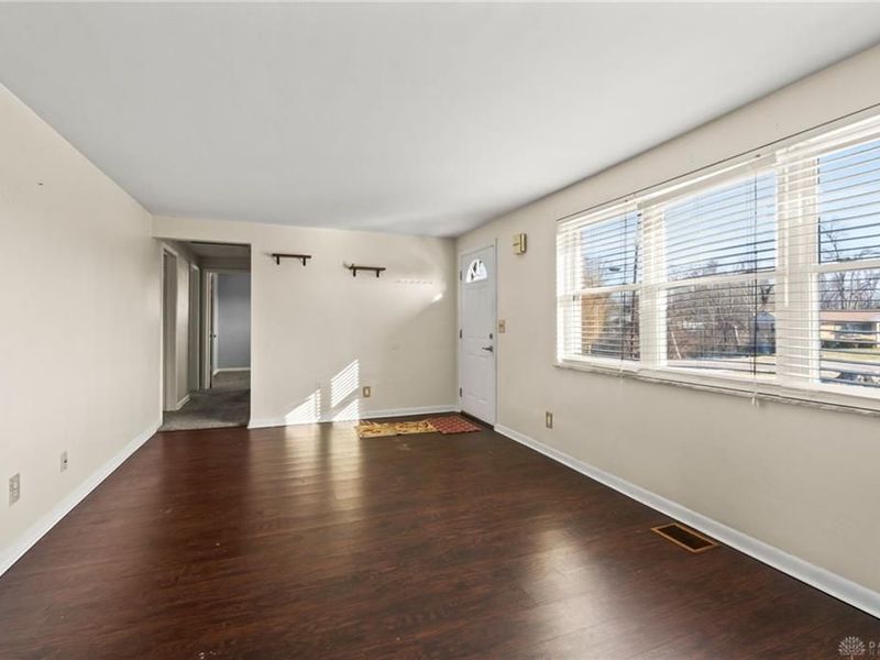 5623 Kay Drive, Miami Township, OH 45150 Photo 6