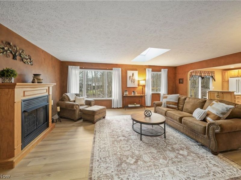 8266 Pebble Creek Court, Chagrin Falls, OH 44023 Photo 14