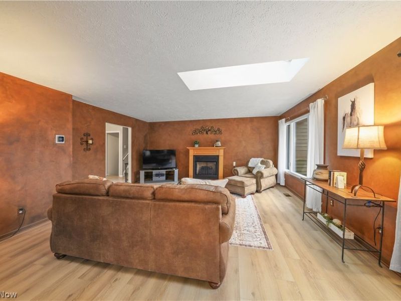 8266 Pebble Creek Court, Chagrin Falls, OH 44023 Photo 15