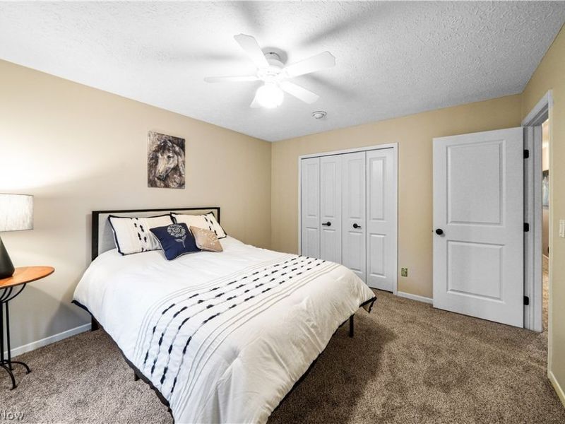 8266 Pebble Creek Court, Chagrin Falls, OH 44023 Photo 24