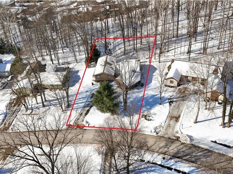 8266 Pebble Creek Court, Chagrin Falls, OH 44023 Photo 35