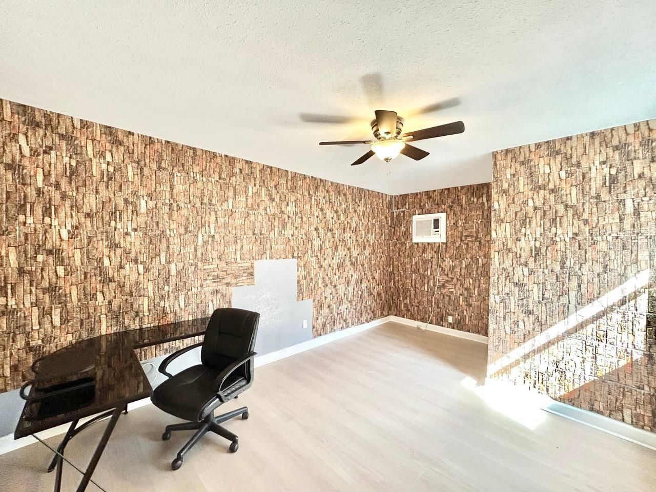 2720 Edwards Avenue S, Saint Petersburg, FL 33705 Photo