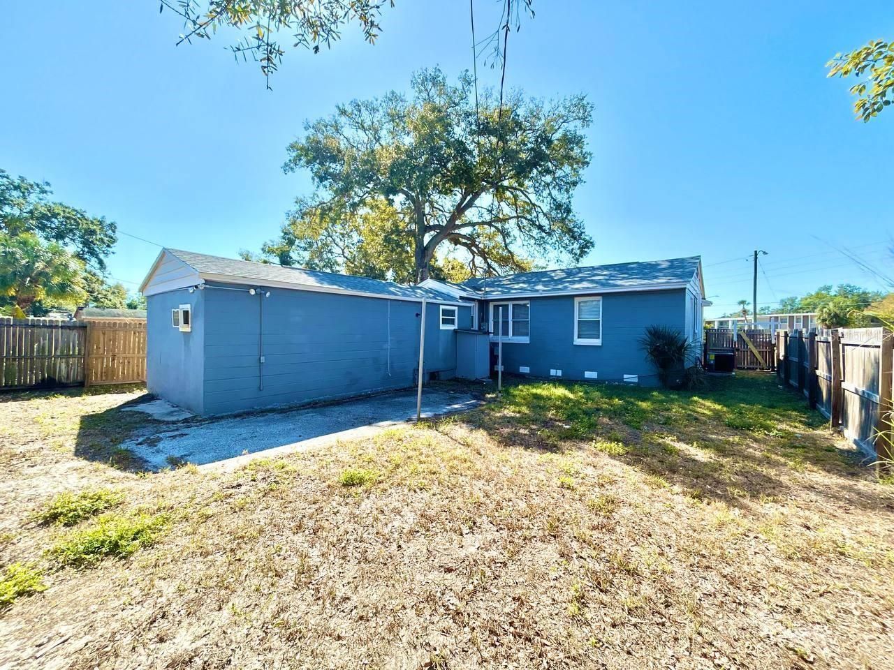 2720 Edwards Avenue S, Saint Petersburg, FL 33705 Photo