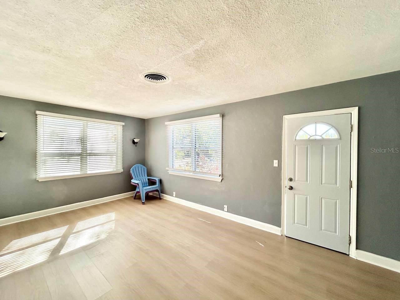 2720 Edwards Avenue S, Saint Petersburg, FL 33705 Photo