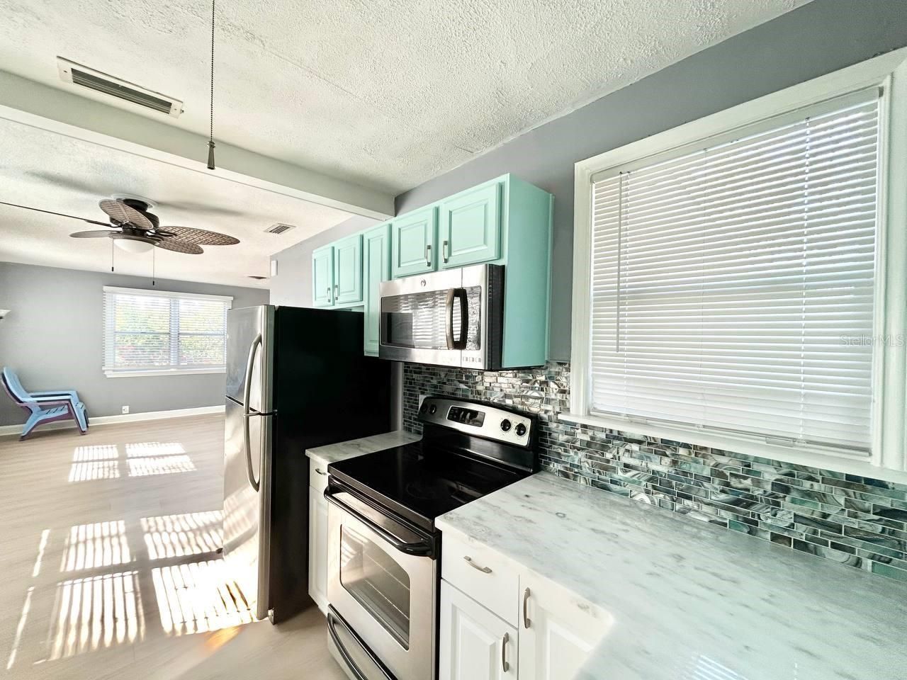 2720 Edwards Avenue S, Saint Petersburg, FL 33705 Photo